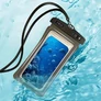 Kép 1/4 - Vízálló telefontok nyakpánttal – IPX6, univerzális mobiltelefon tok