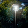 Kép 3/5 - Napelemes leszúrható szolár lámpa szett 2 darabos 2 in 1 meleg fehér és RGB-2